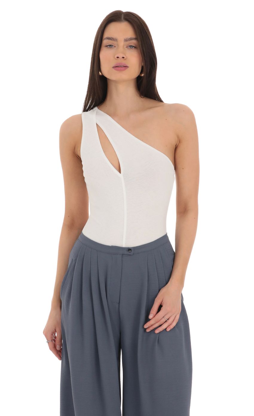 Picture One Shoulder Keyhole Bodysuit in White. Source: https://media-img.lucyinthesky.com/data/Mar24/850xAUTO/da43c932-af0d-4784-95ae-643d94248fa2.jpg