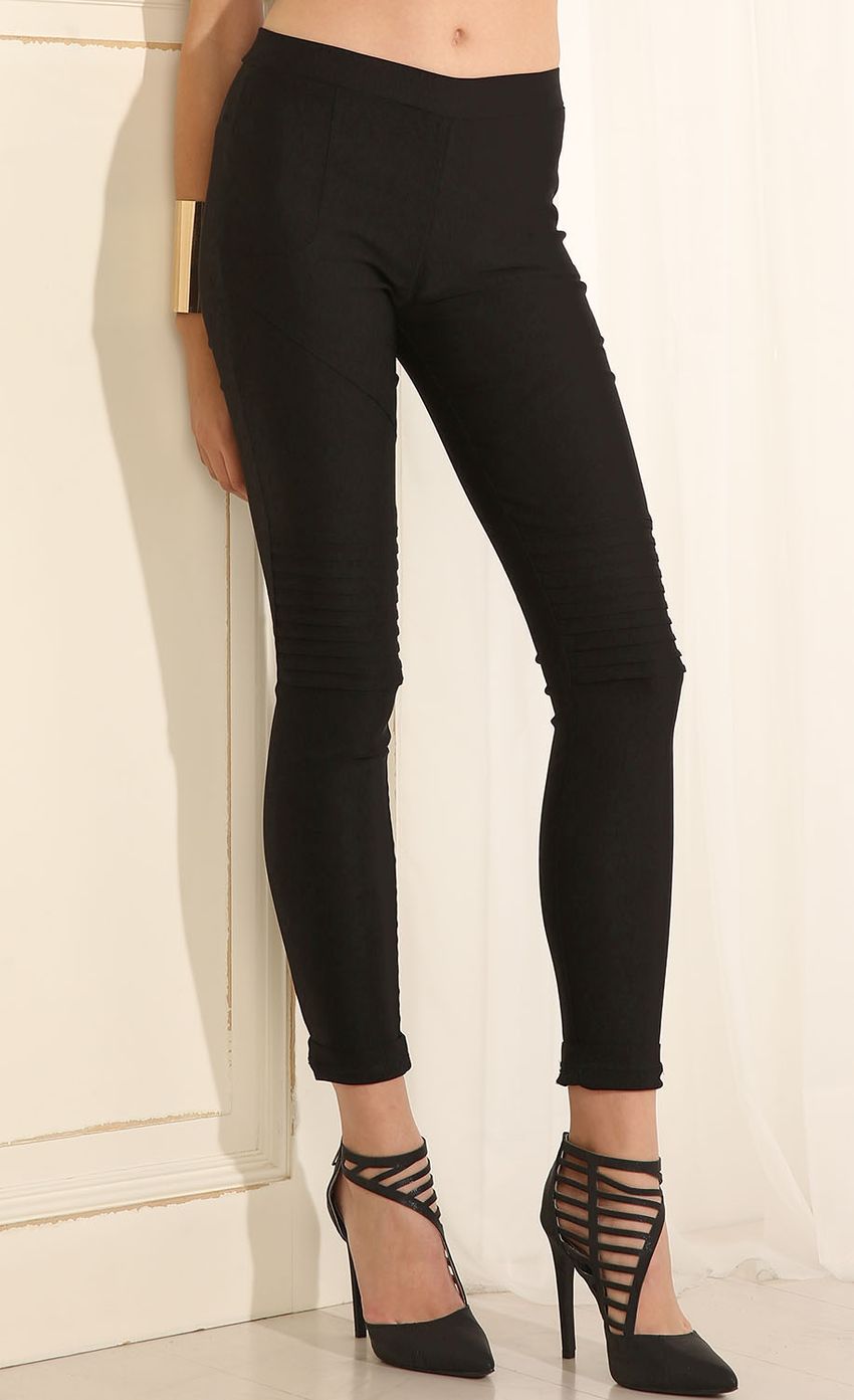 Picture Super Duper Skinny Jeans In Black. Source: https://media-img.lucyinthesky.com/data/May15_1/850xAUTO/0Y5A7857.JPG