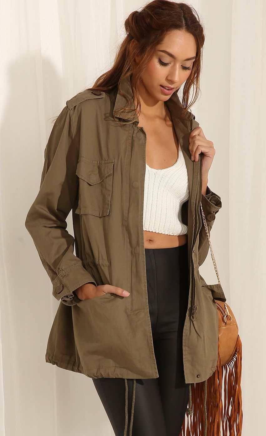 Picture Khaki Cargo Jacket. Source: https://media-img.lucyinthesky.com/data/May15_1/850xAUTO/0Y5A7941.JPG