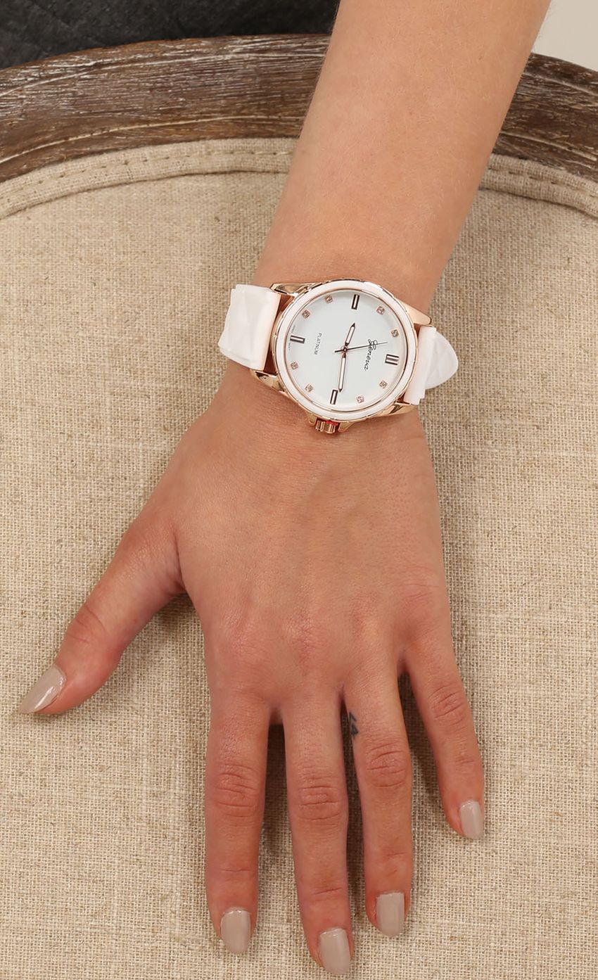 Picture Just A Glimmer White Watch. Source: https://media-img.lucyinthesky.com/data/May15_2/850xAUTO/0Y5A2553.JPG