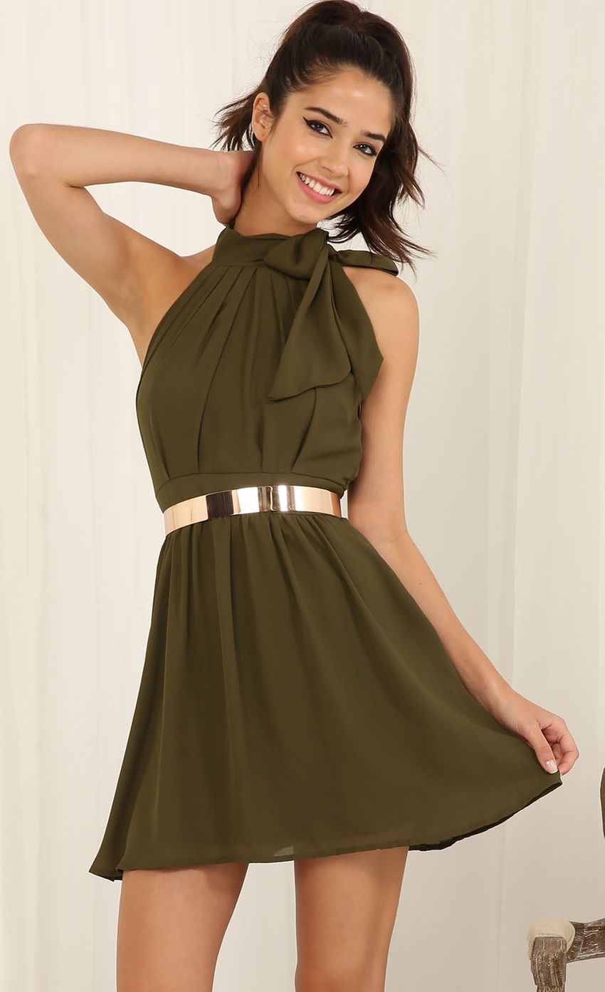 Picture Keyhole A-Line Dress In Green. Source: https://media-img.lucyinthesky.com/data/May15_2/850xAUTO/0Y5A8997.JPG