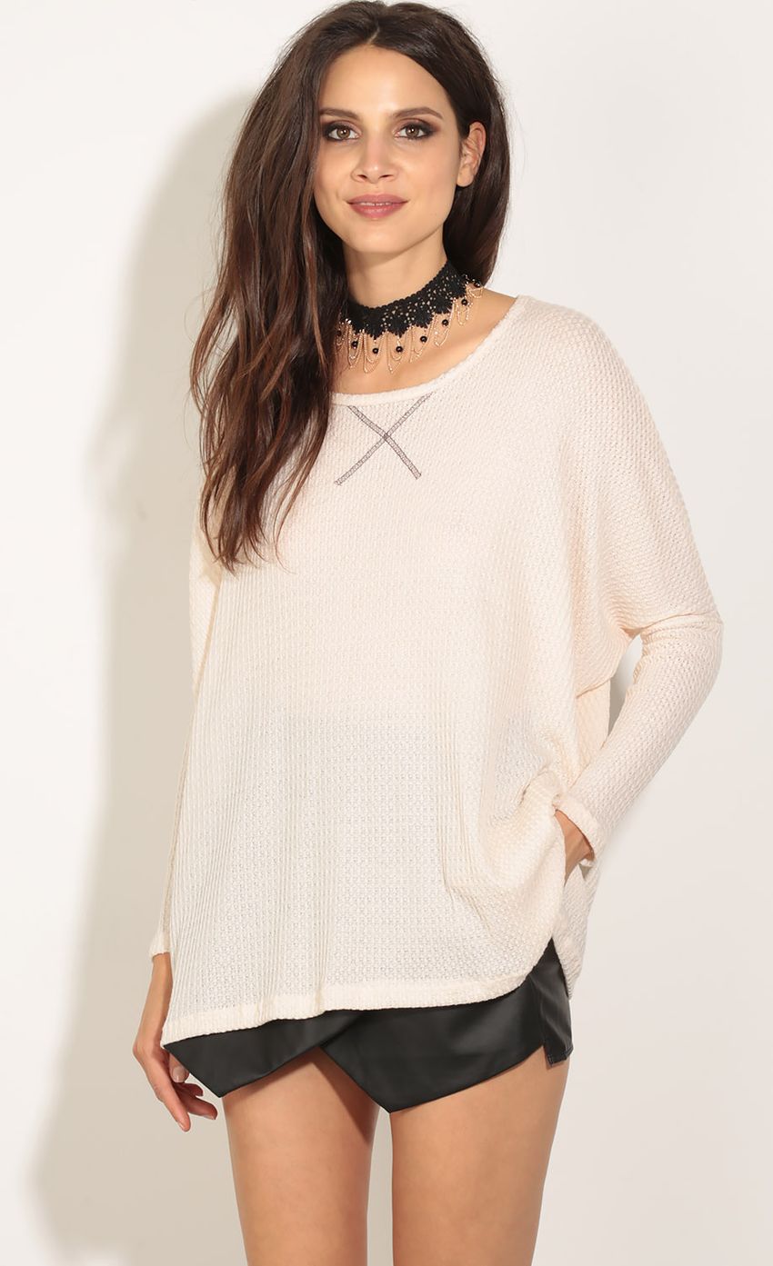 Picture Day Top In Blush. Source: https://media-img.lucyinthesky.com/data/May16_1/850xAUTO/0Y5A7437.JPG