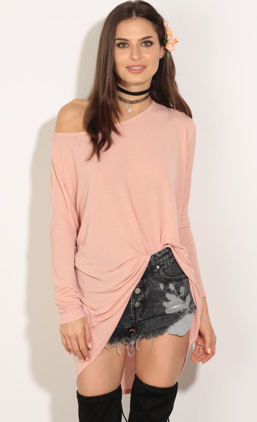 Picture Day Top In Pink. Source: https://media-img.lucyinthesky.com/data/May16_2/850xAUTO/0Y5A2061.JPG