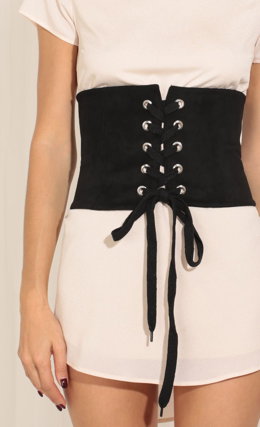 Picture Wide Waist Lace-Up Corset Belt. Source: https://media-img.lucyinthesky.com/data/May17_2/850xAUTO/0Y5A0177L.JPG