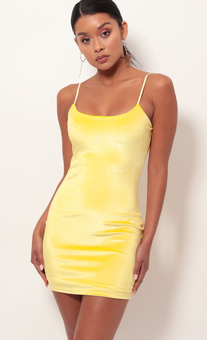 Picture Summer Yellow Velvet Bodycon Dress. Source: https://media-img.lucyinthesky.com/data/May19_2/850xAUTO/781A8674.JPG