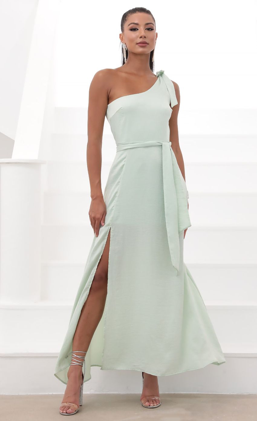 Picture Gratiana Shoulder Maxi Dress in Sage. Source: https://media-img.lucyinthesky.com/data/May20_2/850xAUTO/781A15291.JPG