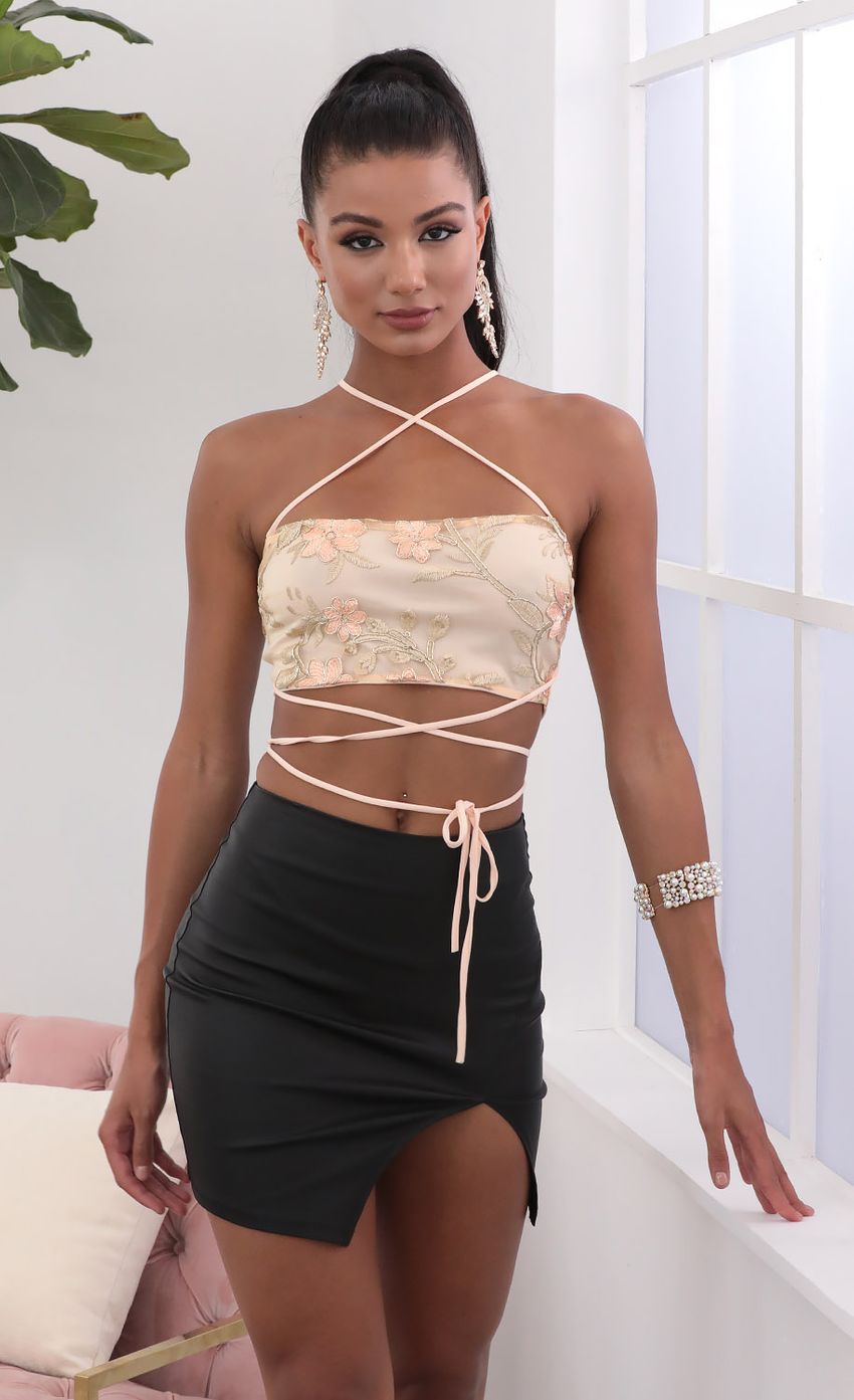 Picture Jana Embroidered Lace Top in Peach. Source: https://media-img.lucyinthesky.com/data/May20_2/850xAUTO/781A2545.JPG