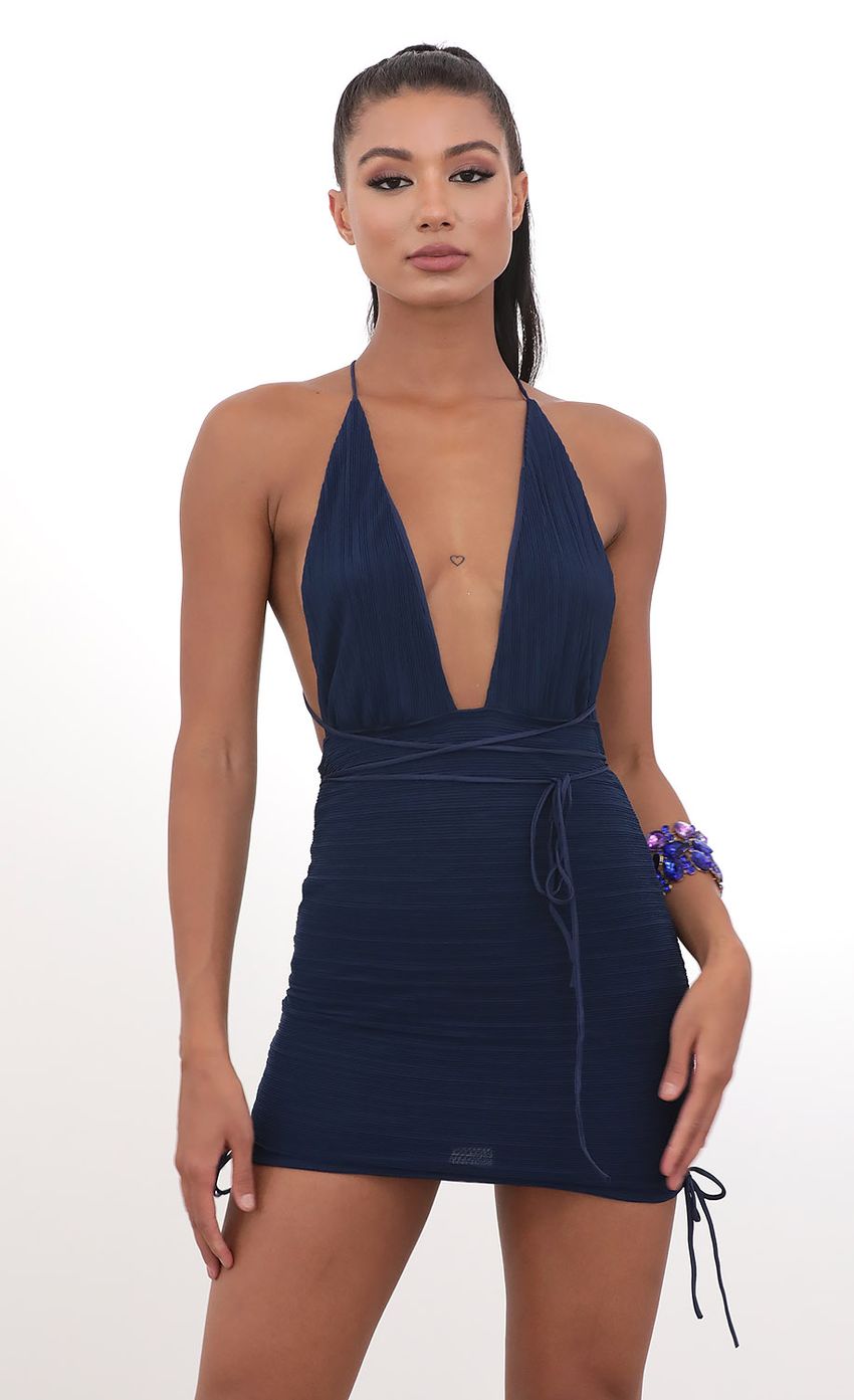 Picture Tamara Plunge Dress in Navy. Source: https://media-img.lucyinthesky.com/data/May20_2/850xAUTO/781A3988.JPG