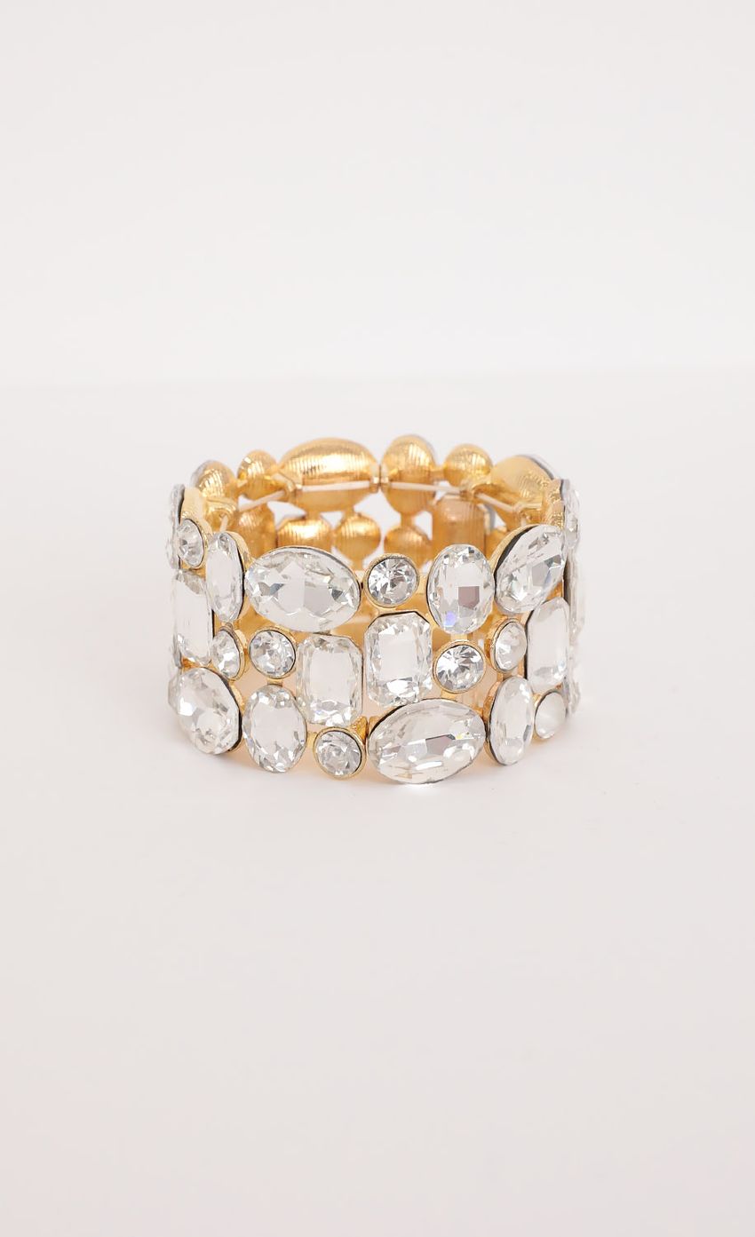 Picture Elle Gala Crystal Bracelet. Source: https://media-img.lucyinthesky.com/data/May20_2/850xAUTO/781A4988.JPG