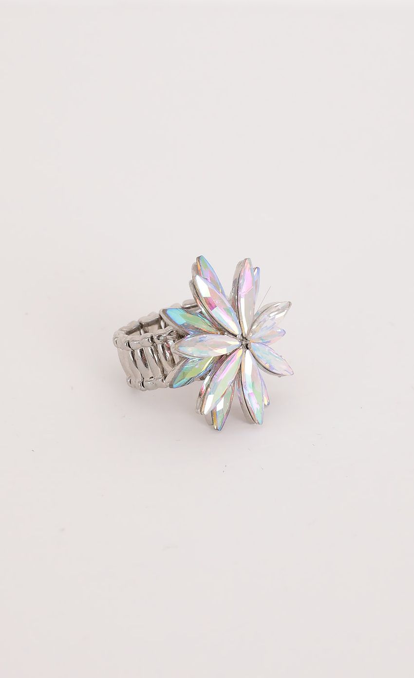Picture Iridescence Daisy Crystal Ring. Source: https://media-img.lucyinthesky.com/data/May20_2/850xAUTO/781A5005.JPG