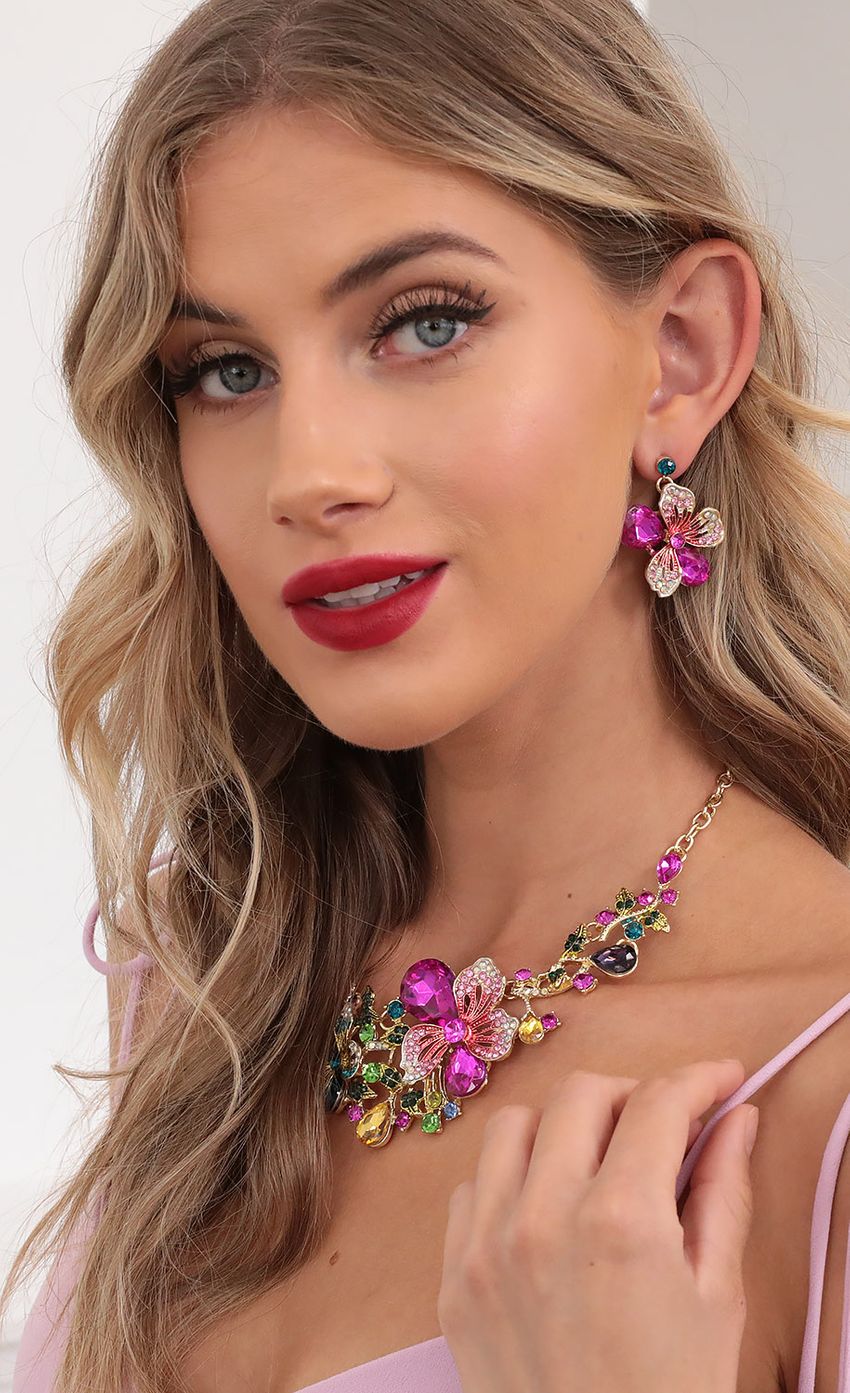 Picture Kahului Fuchsia Pendent Necklace &amp; Earrings. Source: https://media-img.lucyinthesky.com/data/May20_2/850xAUTO/781A9125.JPG