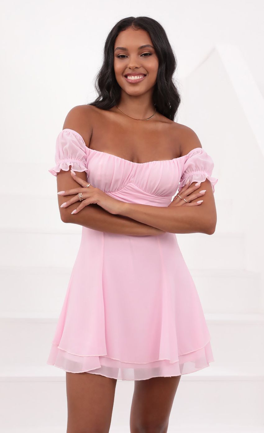 Picture Dress in Chiffon Pink. Source: https://media-img.lucyinthesky.com/data/May21_1/850xAUTO/1V9A4051.JPG