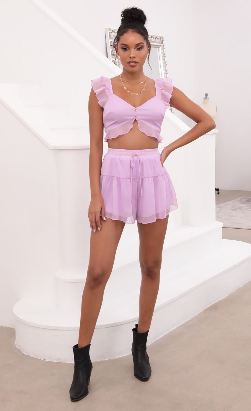 Picture Crinkle Chiffon Set in Lavender. Source: https://media-img.lucyinthesky.com/data/May21_1/850xAUTO/1V9A4846.JPG