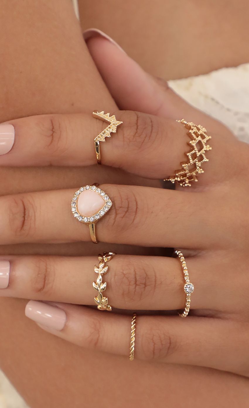 Picture Pink Rose Quartz Ring Set. Source: https://media-img.lucyinthesky.com/data/May21_1/850xAUTO/AT2A3387.JPG