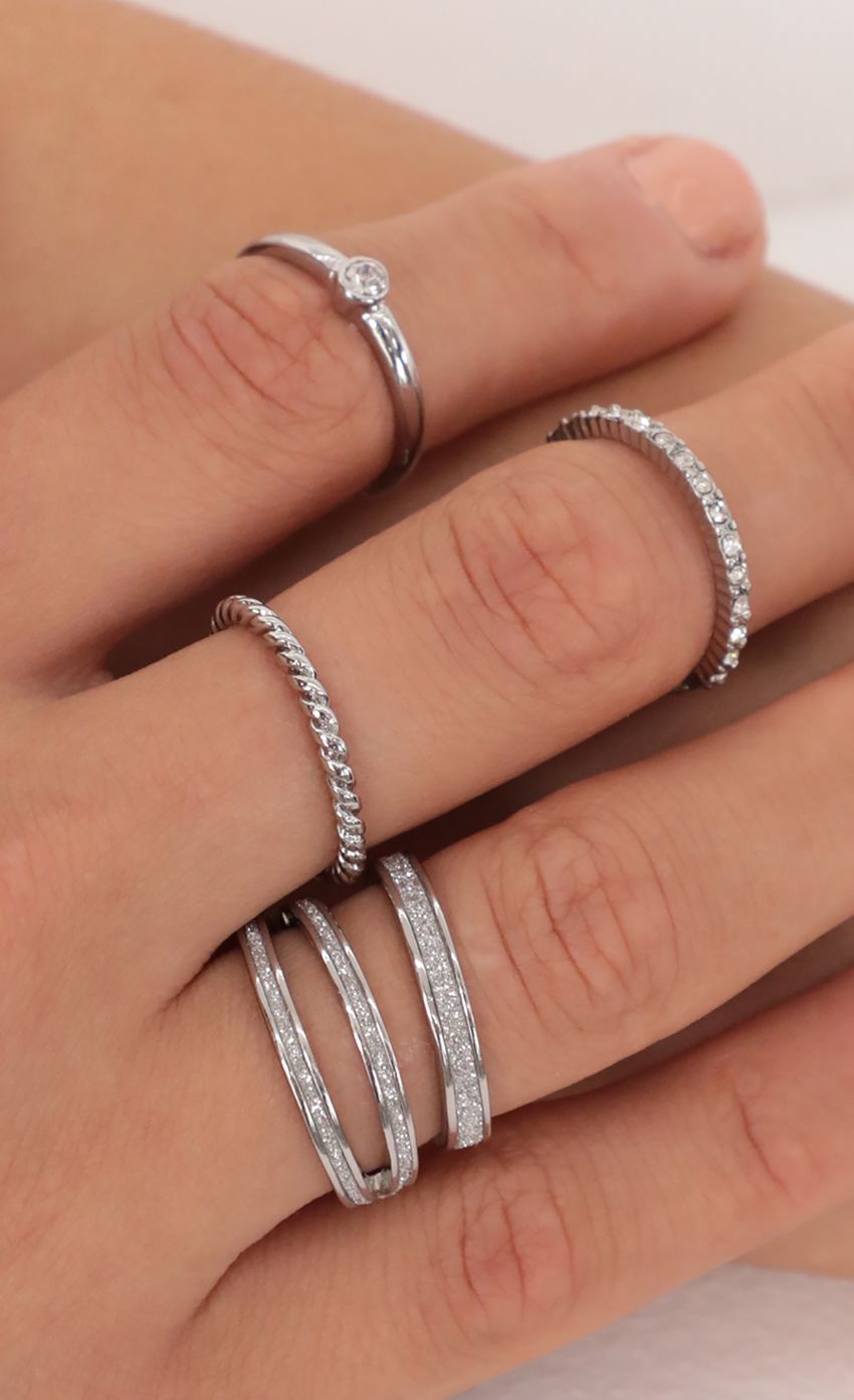Picture Shimmer Ring Set in Silver. Source: https://media-img.lucyinthesky.com/data/May21_1/850xAUTO/AT2A6660.JPG