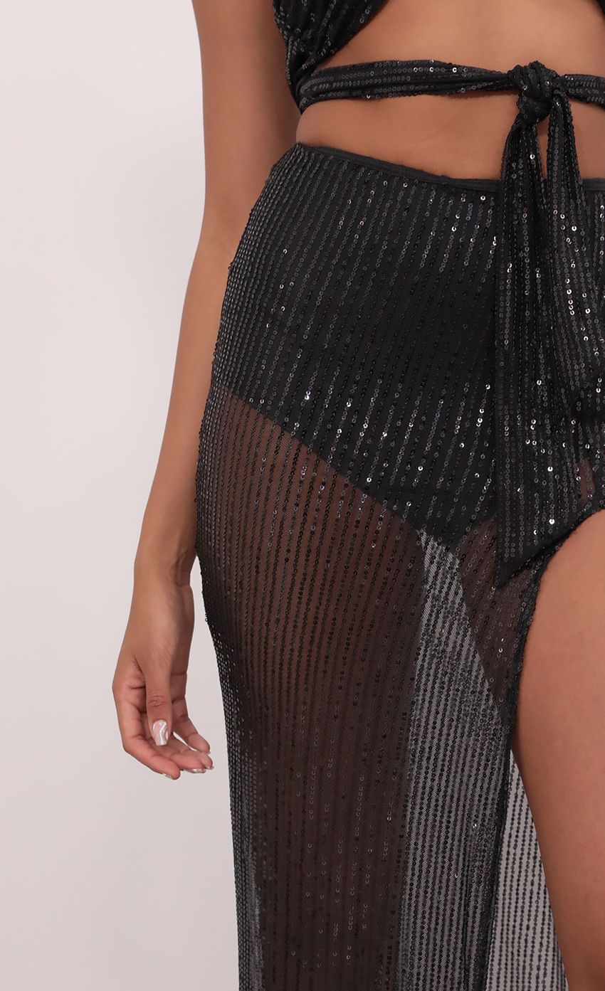 Picture Ruched Sequin Set in Black. Source: https://media-img.lucyinthesky.com/data/May21_2/850xAUTO/1V9A4684.JPG