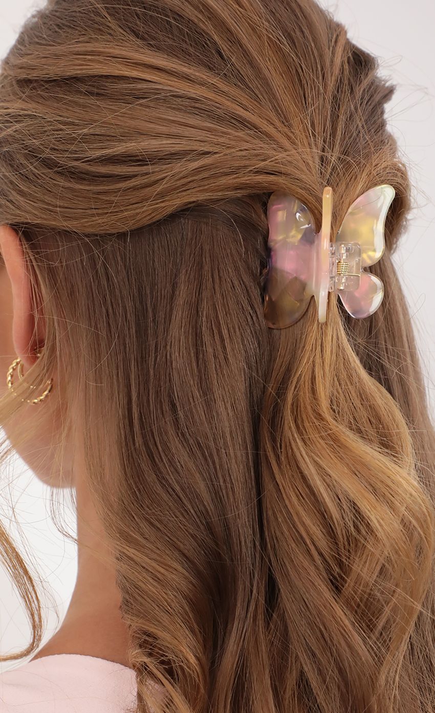 Picture Yellow Butterfly Hair Clip. Source: https://media-img.lucyinthesky.com/data/May21_2/850xAUTO/AT2A9268.JPG