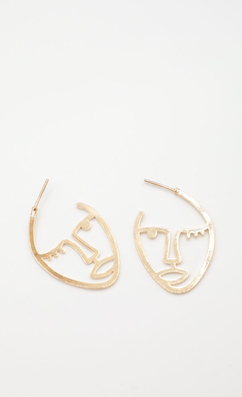 Picture Face Card Never Declines Earrings in Gold. Source: https://media-img.lucyinthesky.com/data/May22_1/850xAUTO/1J7A0026.JPG