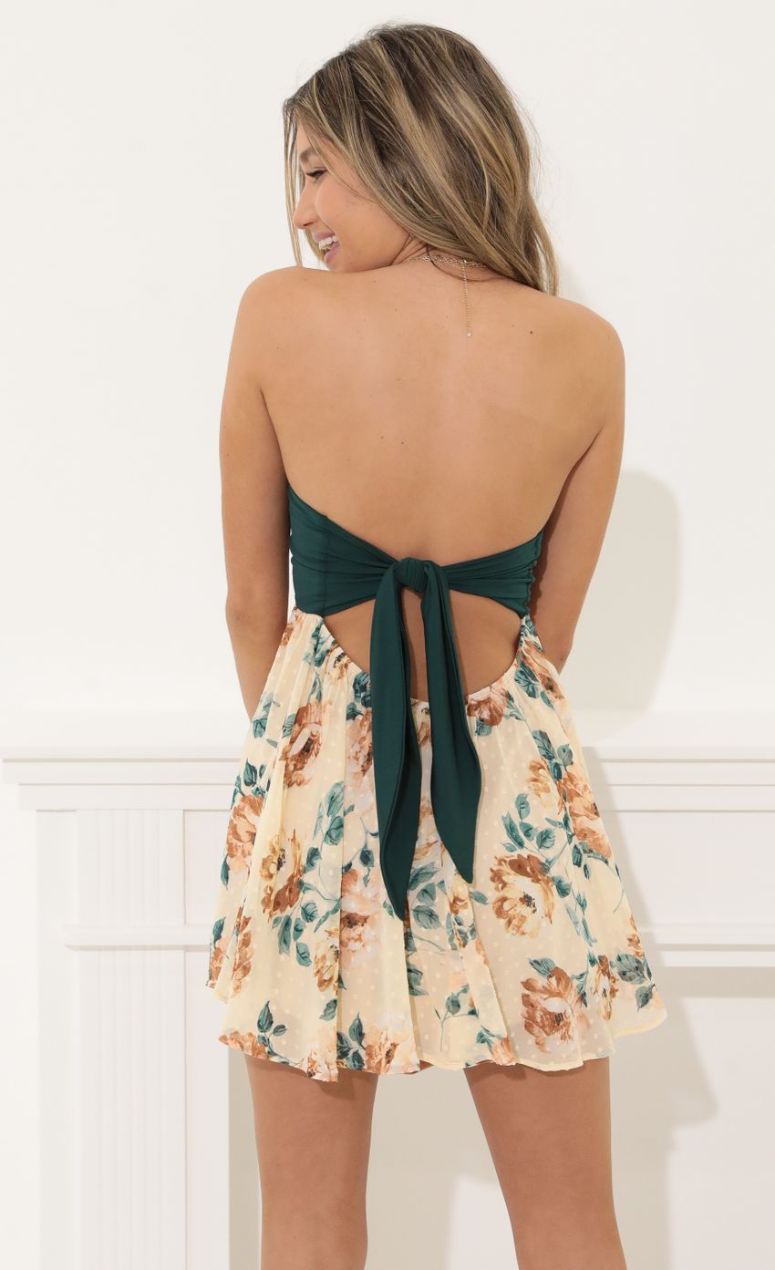 Picture Chiffon Strapless Dress in Floral Beige. Source: https://media-img.lucyinthesky.com/data/May22_1/850xAUTO/1V9A4867.JPG