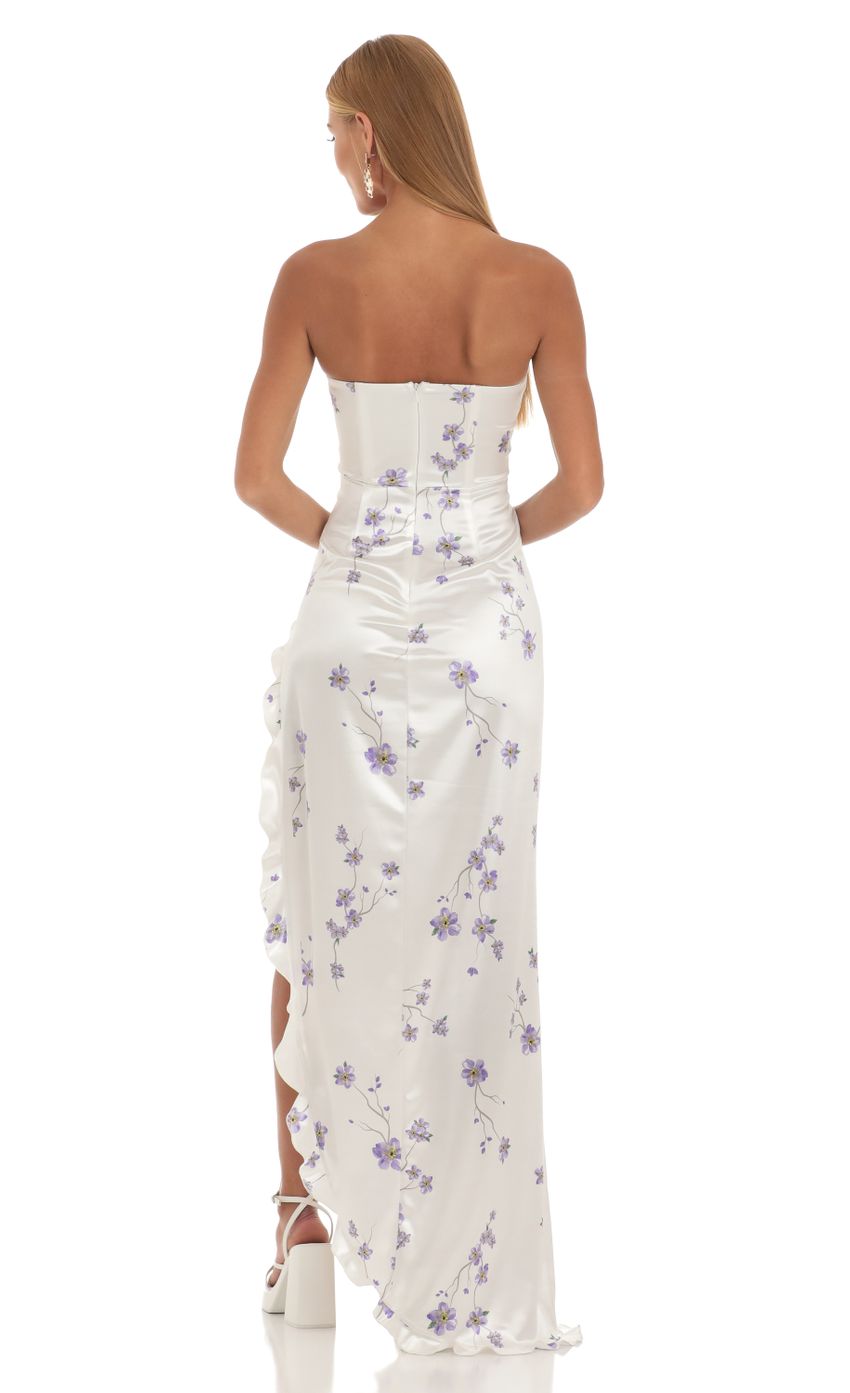 Picture Sakura Print Maxi Dress in White. Source: https://media-img.lucyinthesky.com/data/May23/850xAUTO/248aa593-8e91-4690-a284-bfb2dd16fd58.jpg