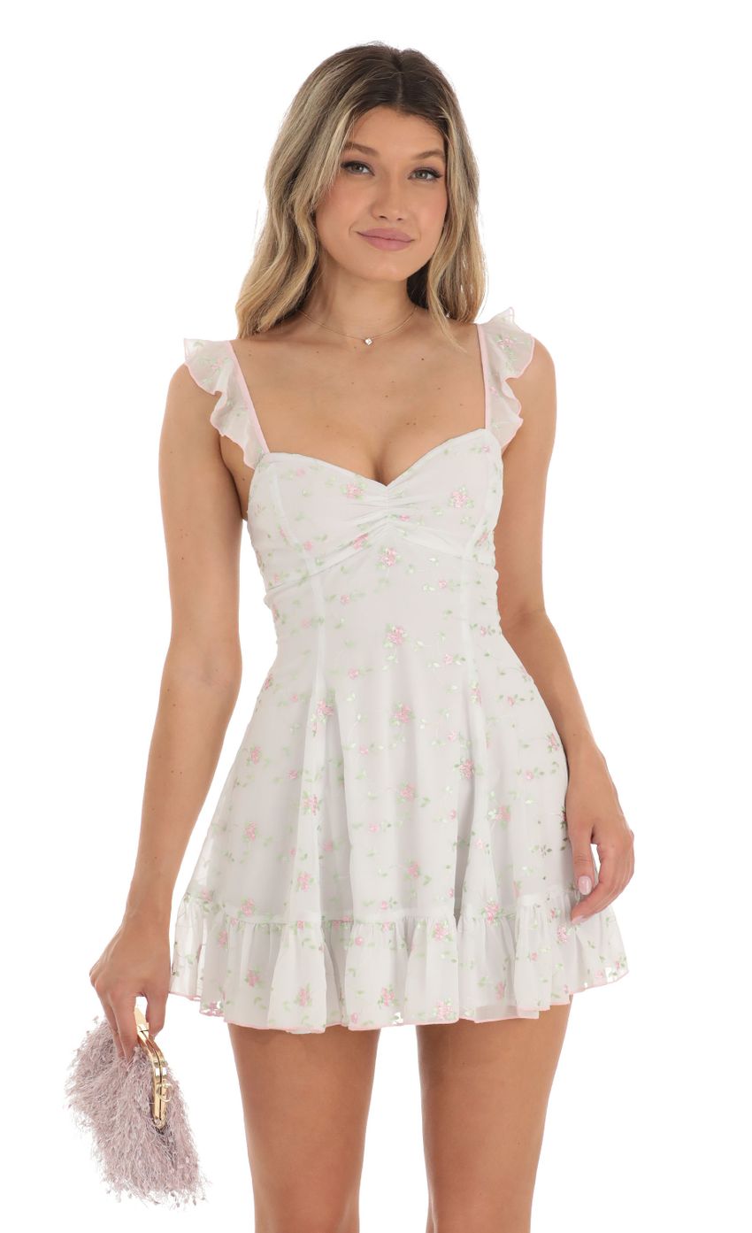 Picture Floral Chiffon Dress in White. Source: https://media-img.lucyinthesky.com/data/May23/850xAUTO/4aa4a41a-4bdb-4938-a296-b4b0909bc008.jpg