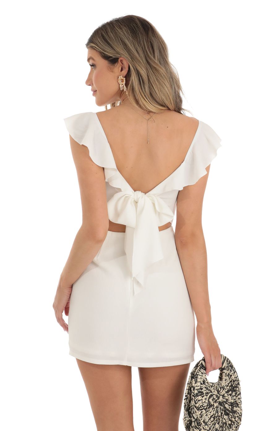 Picture Crepe Corset Dress in White. Source: https://media-img.lucyinthesky.com/data/May23/850xAUTO/96337f9d-c874-4bca-b22c-fb5b5aed0b4f.jpg