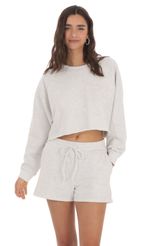 Picture Fleece Cropped Jumper in Heather Grey. Source: https://media-img.lucyinthesky.com/data/May24/150xAUTO/7932f371-8f99-447d-b795-9639f9a66602.jpg