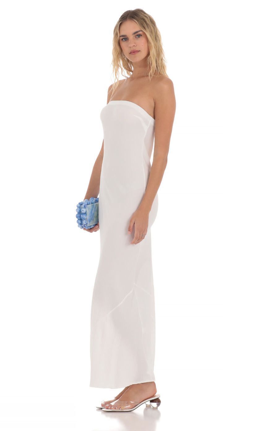 Picture Strapless Straight Maxi Dress in White. Source: https://media-img.lucyinthesky.com/data/May24/850xAUTO/1c8fa674-4758-4f4e-bdd9-010d088251c8.jpg