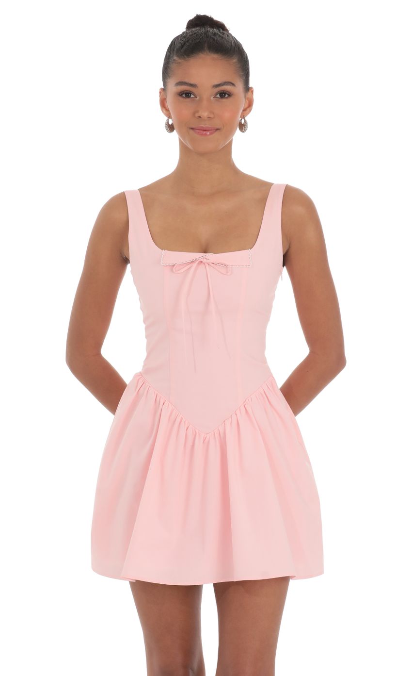 Picture Collared Neckline Dress in Pink. Source: https://media-img.lucyinthesky.com/data/May24/850xAUTO/1eda8b85-72ea-42b2-86c3-dd99e273daa1.jpg