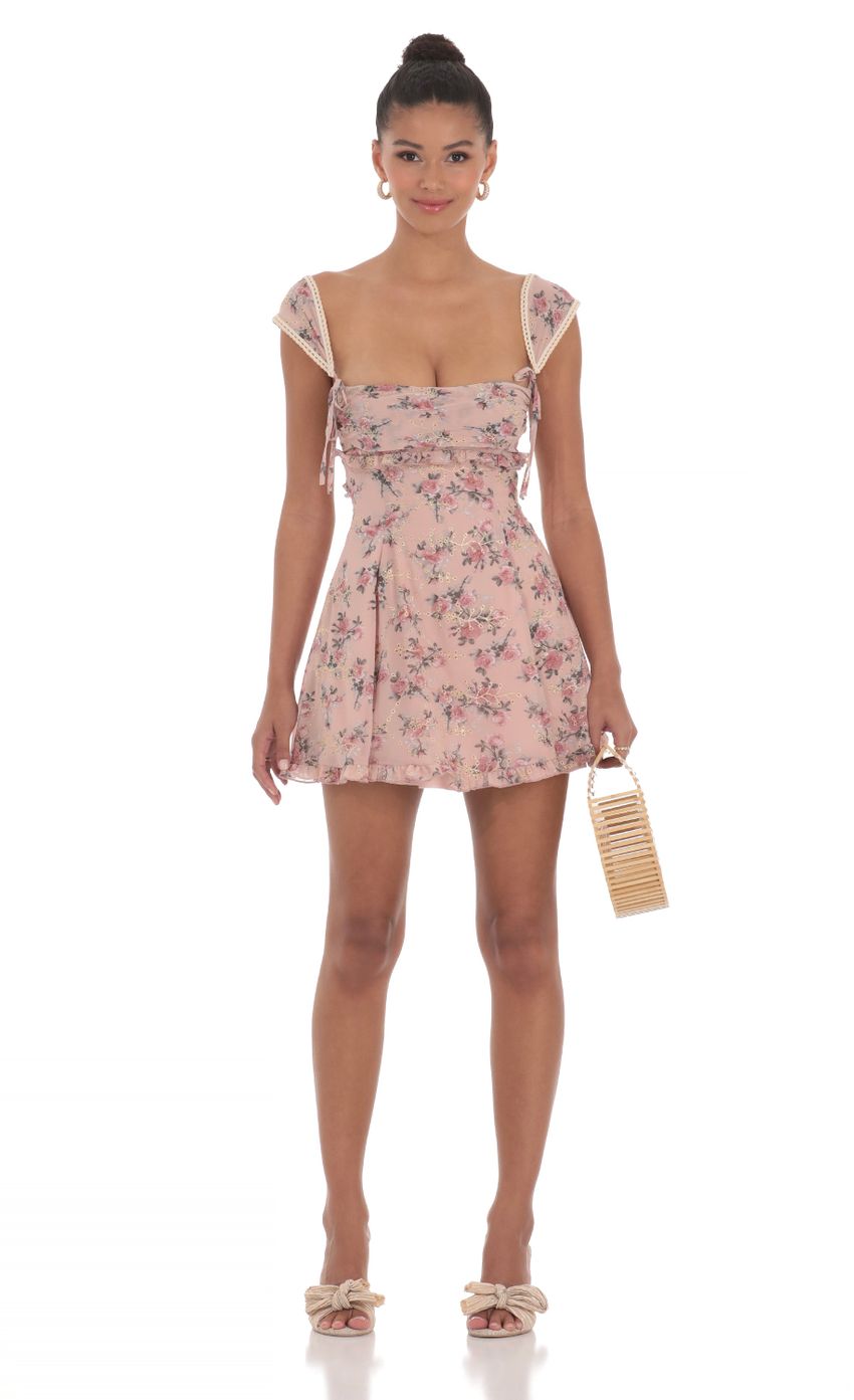 Picture FLoral Chiffon Cap Sleeve Dress in Dusty Rose. Source: https://media-img.lucyinthesky.com/data/May24/850xAUTO/1edd27f9-e867-4d3a-ab6e-ee23a8f37349.jpg