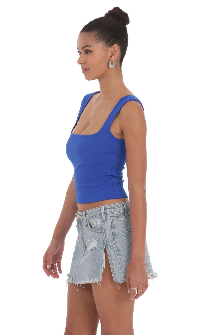 Picture Scoop Tank Top in Blue. Source: https://media-img.lucyinthesky.com/data/May24/850xAUTO/28ce7a04-fa4f-4101-8791-f0969fac1ff7.jpg