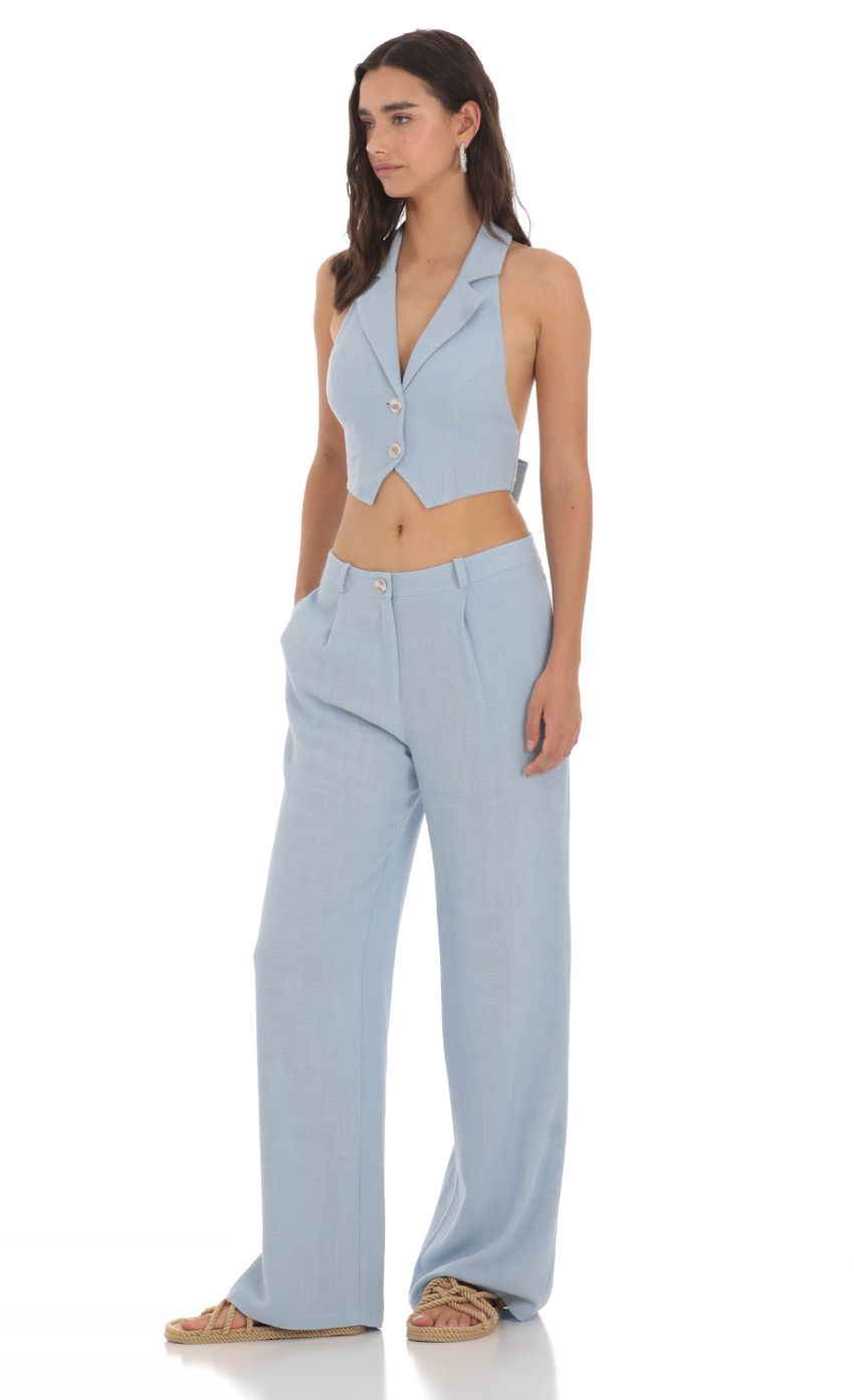 Picture Wide Leg Linen Pants in Blue. Source: https://media-img.lucyinthesky.com/data/May24/850xAUTO/2c0842fc-2aa3-4145-a9d8-fdddb9fb3f14.jpg