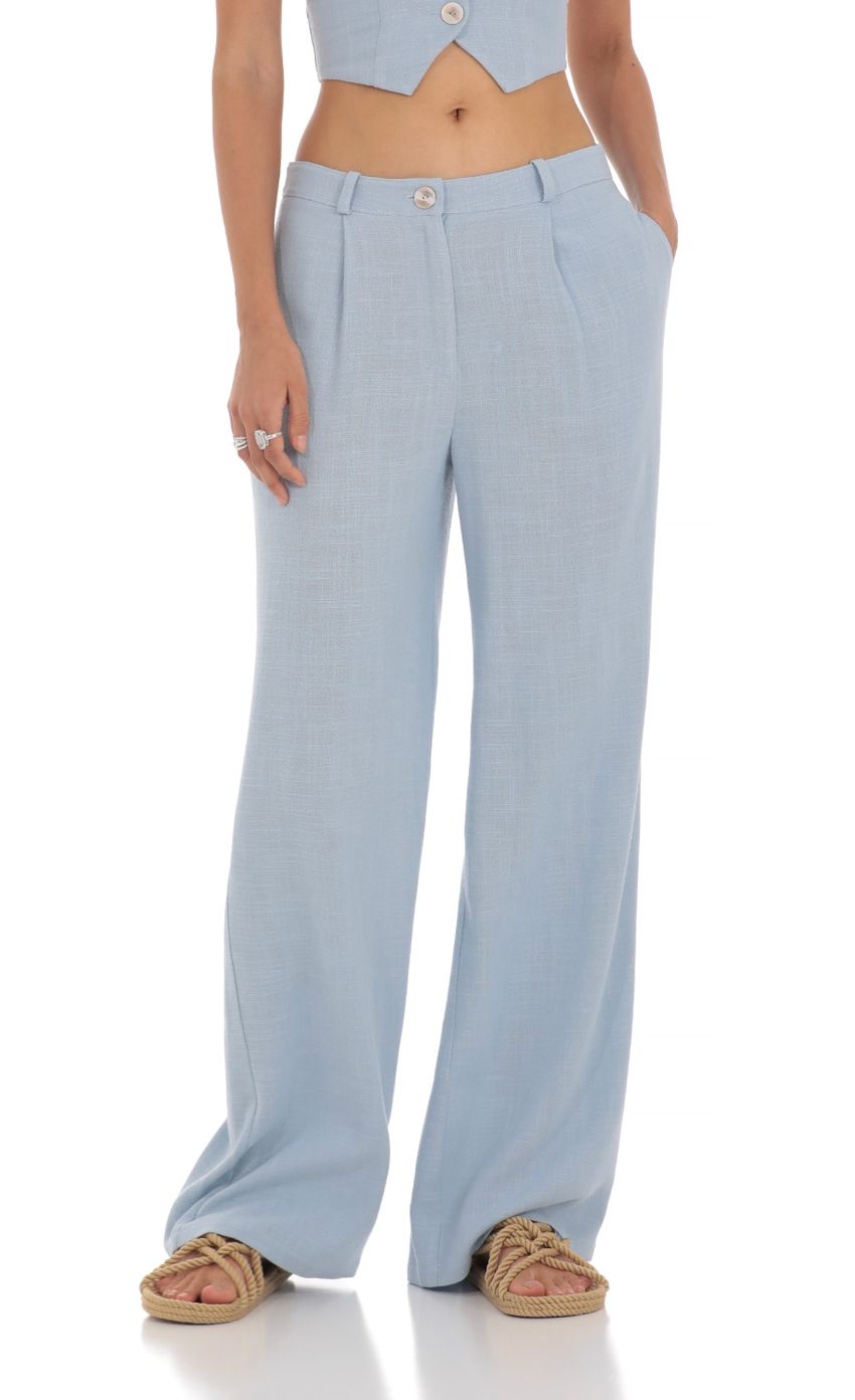 Picture Wide Leg Linen Pants in Blue. Source: https://media-img.lucyinthesky.com/data/May24/850xAUTO/5cf14b28-f440-4a19-adb2-21b1790293f1.jpg