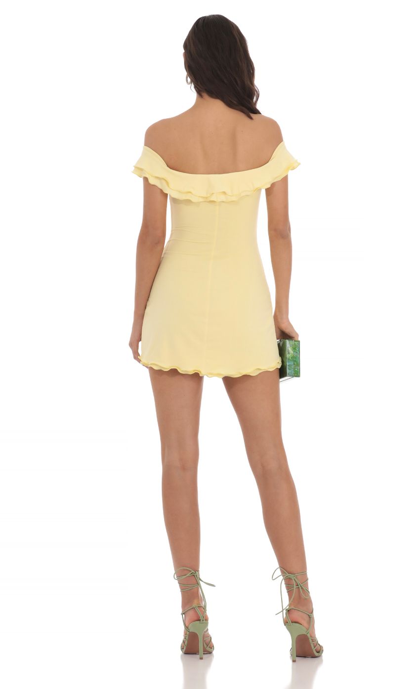 Picture Off Shoulder Twist Dress in Yellow. Source: https://media-img.lucyinthesky.com/data/May24/850xAUTO/6cef162a-196d-475d-b1e2-7808b6bfb9c0.jpg