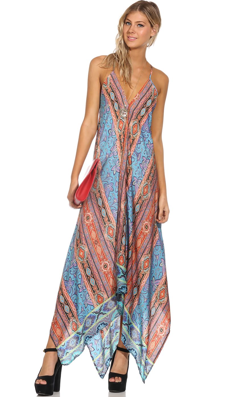 Picture BOHEMIAN LOVE DRESS. Source: https://media-img.lucyinthesky.com/data/Nov14_1/850xAUTO/0Y5A92861.JPG