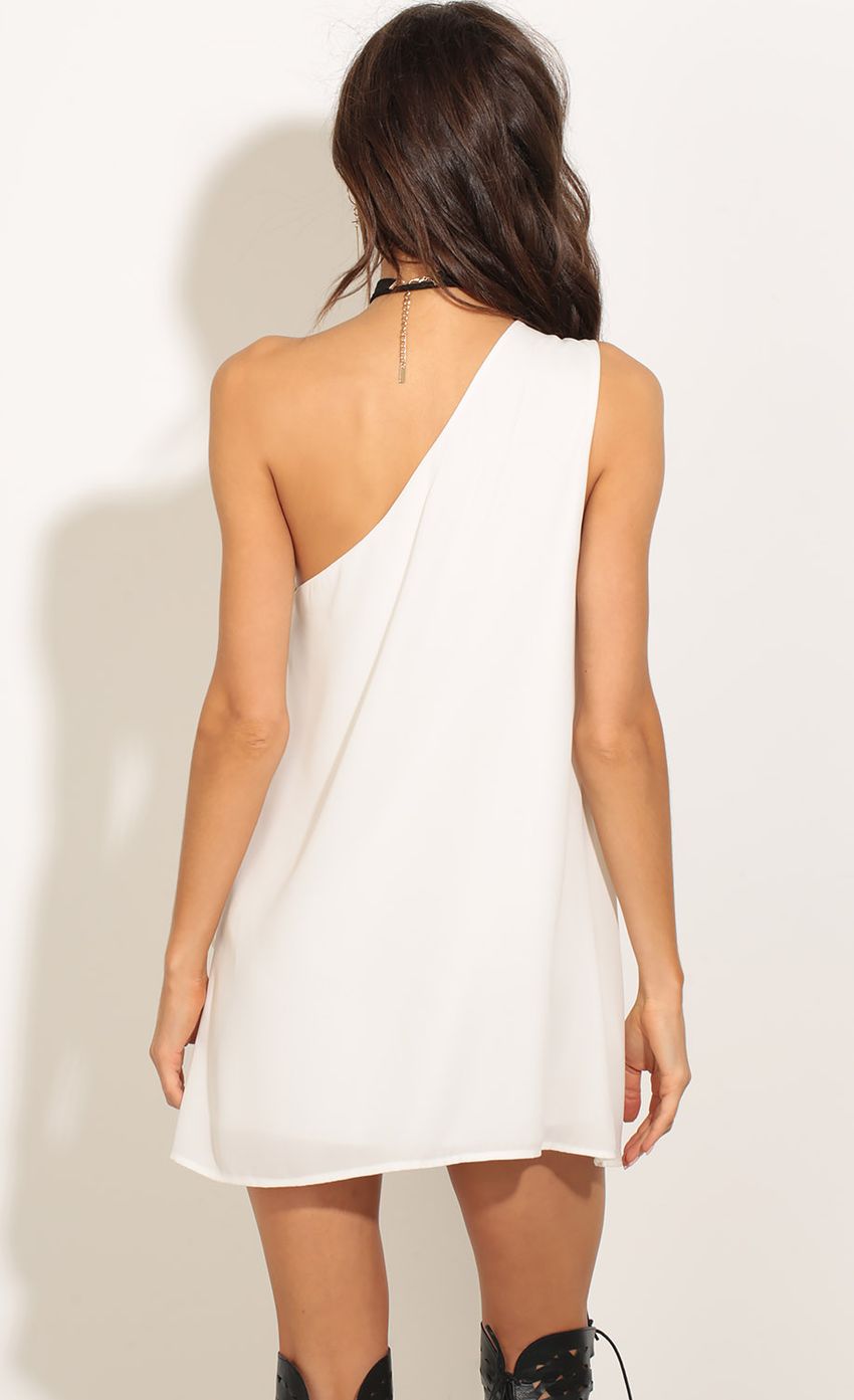 Picture One Shoulder Asymmetrical Dress in White. Source: https://media-img.lucyinthesky.com/data/Nov16_2/850xAUTO/0Y5A7834.JPG