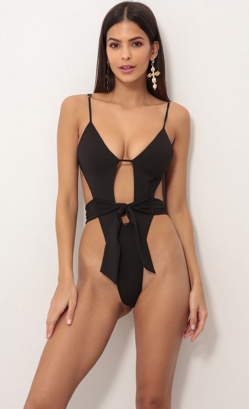 Picture Bali Black High Rise Swimsuit. Source: https://media-img.lucyinthesky.com/data/Nov18_1/850xAUTO/0Y5A6312S.JPG