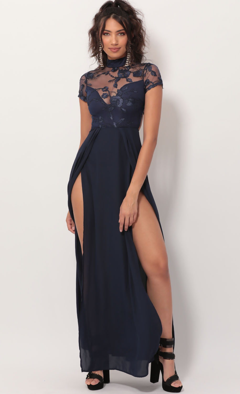 Heiress Lace Maxi Dress in Navy