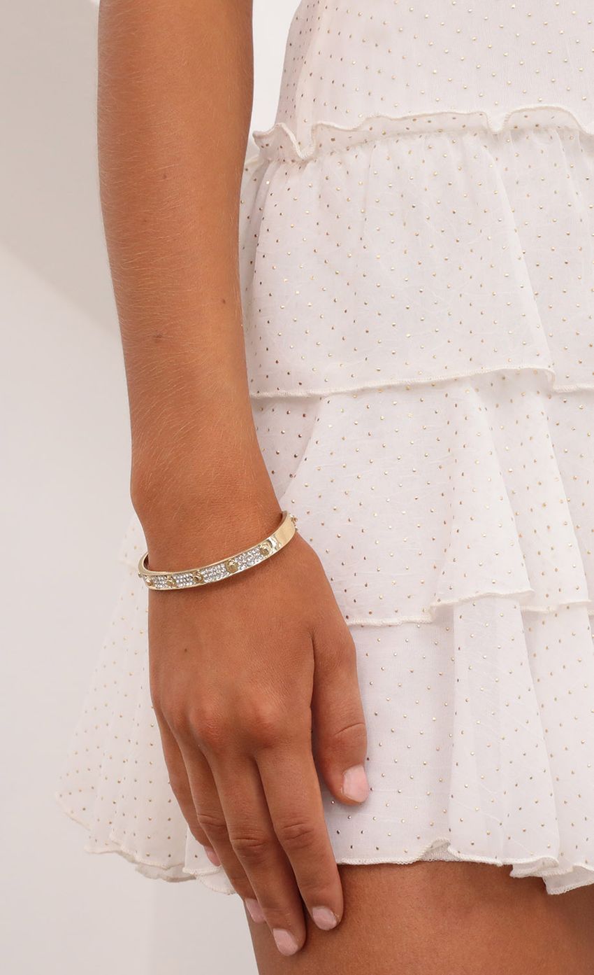 Picture Crystal Bangle With Clasp. Source: https://media-img.lucyinthesky.com/data/Nov20_1/850xAUTO/1V9A2031.JPG