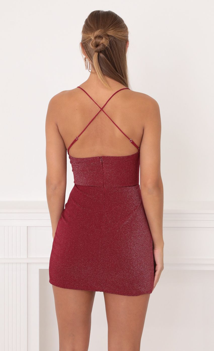 Picture Bodycon Dress in Burgundy Shimmer. Source: https://media-img.lucyinthesky.com/data/Nov21_1/850xAUTO/1V9A1171.JPG