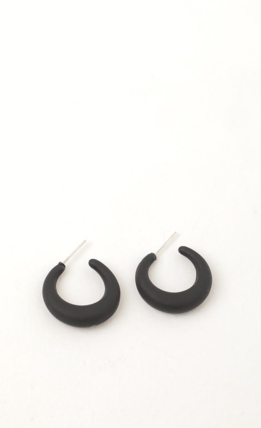 Picture Puff Princess Open Hoop Earring in Black. Source: https://media-img.lucyinthesky.com/data/Nov21_2/850xAUTO/1J7A0030.JPG