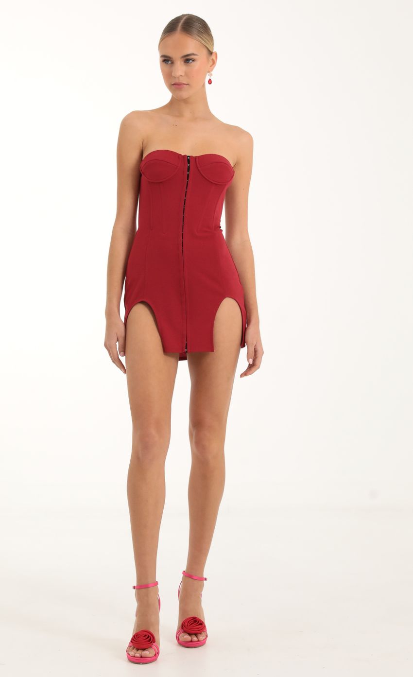 Picture Crepe Corset Hook and Eye Dress in Red. Source: https://media-img.lucyinthesky.com/data/Nov22/850xAUTO/3b0ebaa2-9d88-49fe-a688-48c4ce9d0cc8.jpg