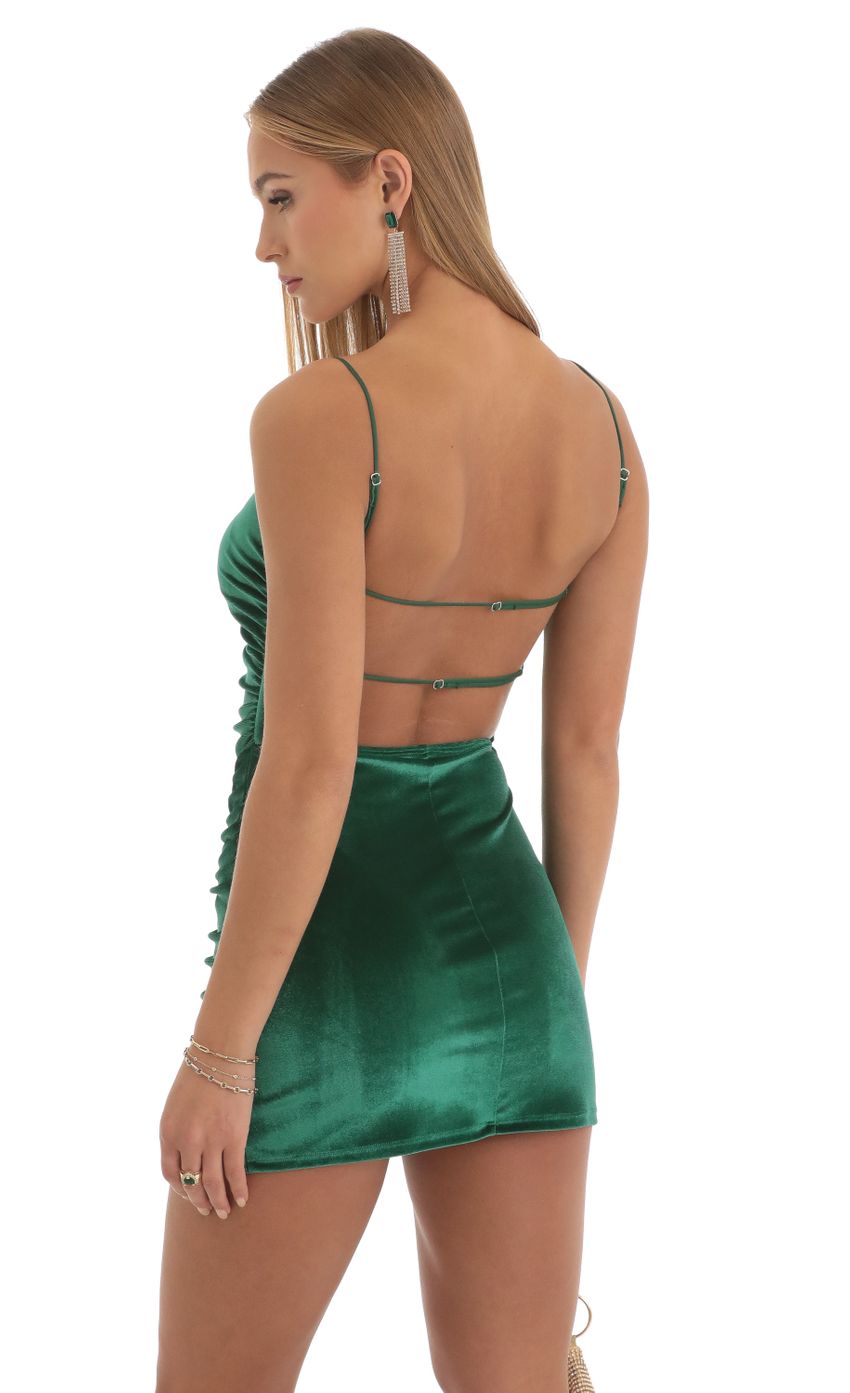 Picture Velvet Ruched Bodycon Dress in Green. Source: https://media-img.lucyinthesky.com/data/Nov22/850xAUTO/6d0661e2-039e-41a0-8ce4-61cbf40dda53.jpg