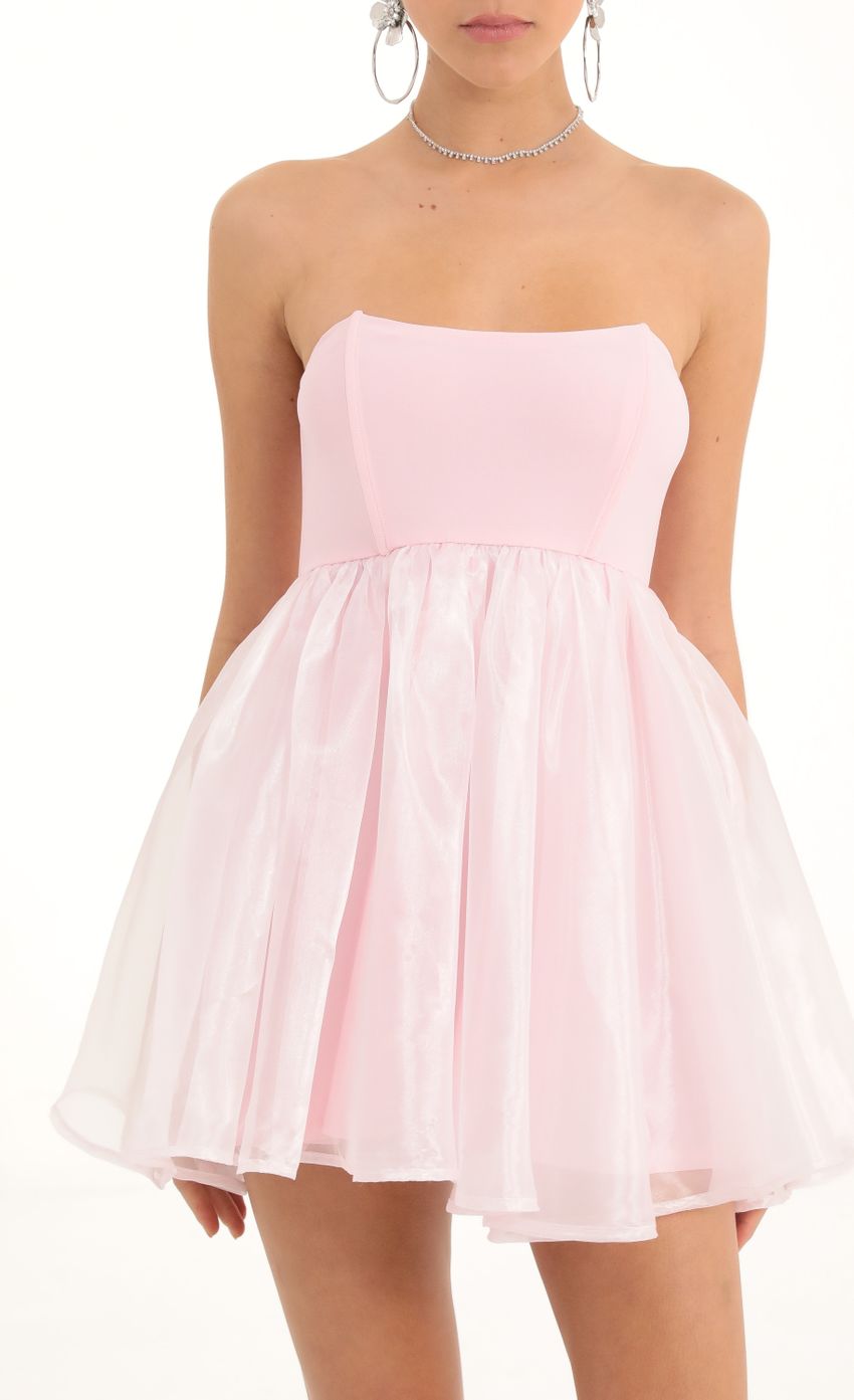 Picture Corset Baby Doll Dress in Pink. Source: https://media-img.lucyinthesky.com/data/Nov22/850xAUTO/7697e13d-f56d-49be-a8ca-ca4335cea368.jpg