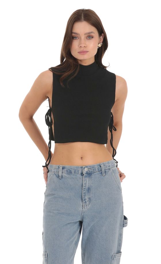 Ribbed Mock Neck Top in Black