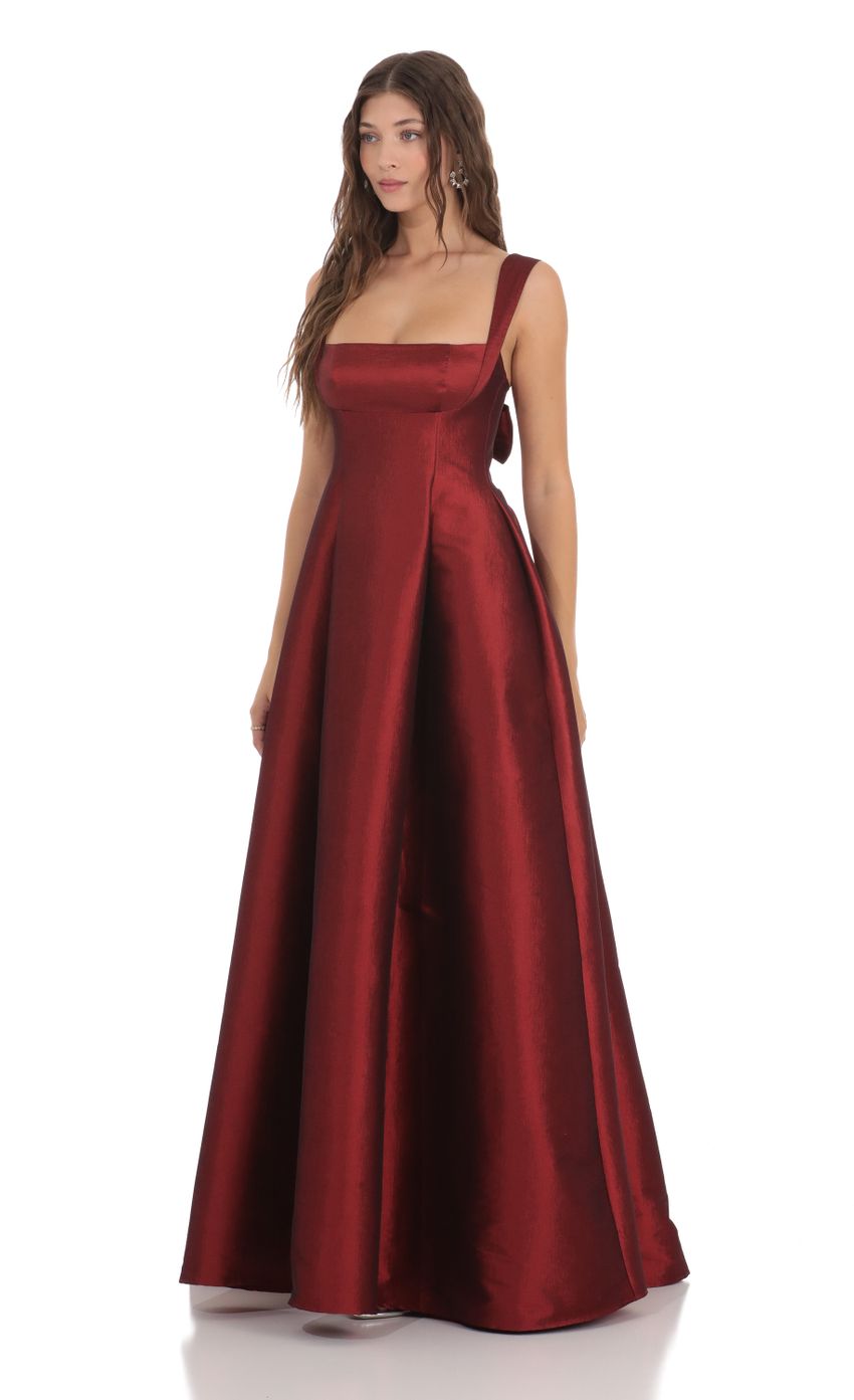 Picture Square Neck Fit and Flare Maxi Dress in Maroon. Source: https://media-img.lucyinthesky.com/data/Nov23/850xAUTO/5cce4013-4e93-4c67-958f-840a95092250.jpg