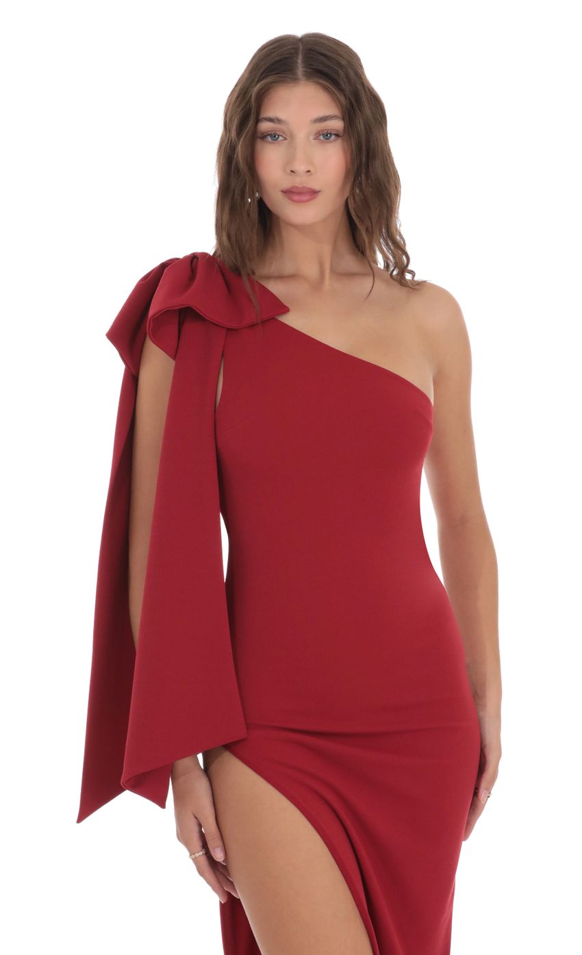 Picture One Shoulder Bow Tie Dress in Red. Source: https://media-img.lucyinthesky.com/data/Nov23/850xAUTO/5f5c4678-f34b-40fc-963c-bb0ce12e5dcf.jpg