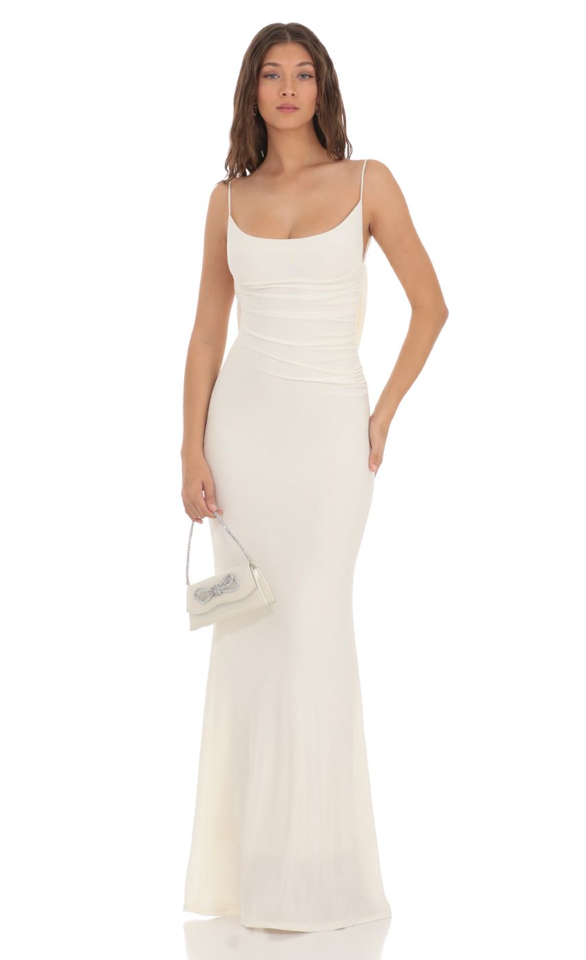 Picture Mira Lace Open Back Maxi Dress in White. Source: https://media-img.lucyinthesky.com/data/Nov23/850xAUTO/64ebff91-8787-4495-ba64-fb36eac0cc77.jpg