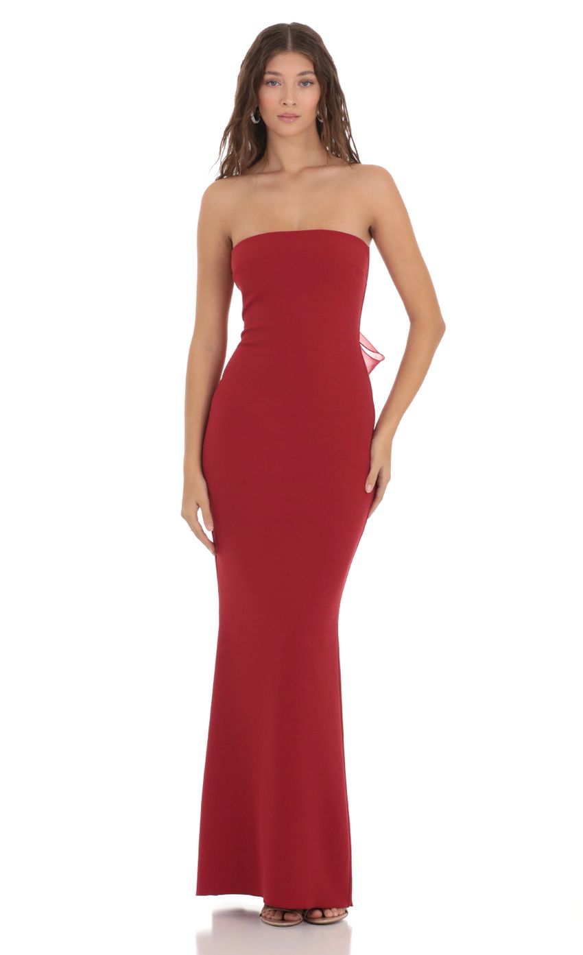 Picture Back Bow Strapless Dress in Red. Source: https://media-img.lucyinthesky.com/data/Nov23/850xAUTO/a01e9341-5f7f-47b9-b795-fe6bb54c6801.jpg