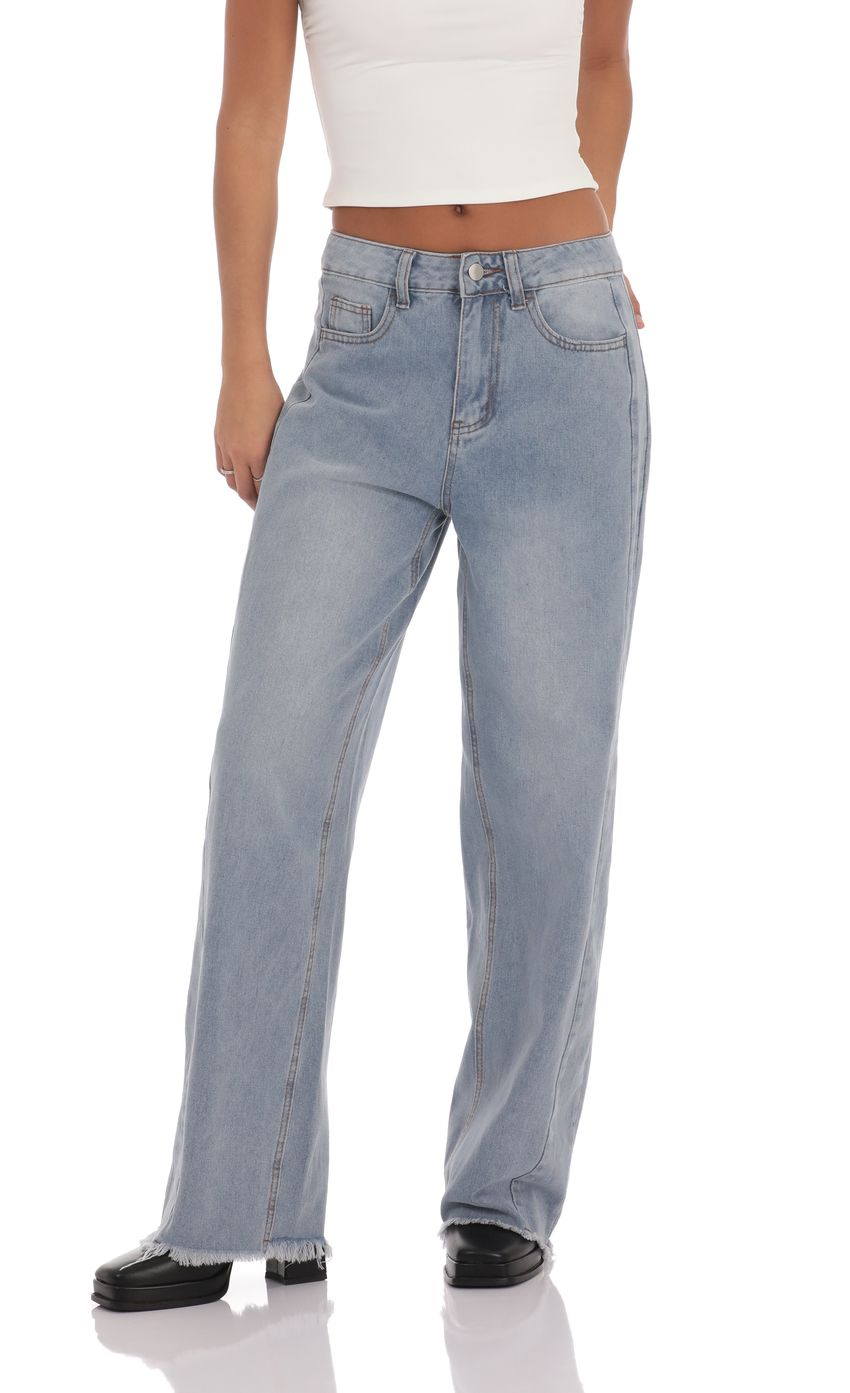 Picture Faded Cutoff Jeans in Denim. Source: https://media-img.lucyinthesky.com/data/Nov24/850xAUTO/da288325-46b2-4a7e-9d6e-a53af7e8341a.jpg
